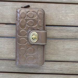 Coach wallet